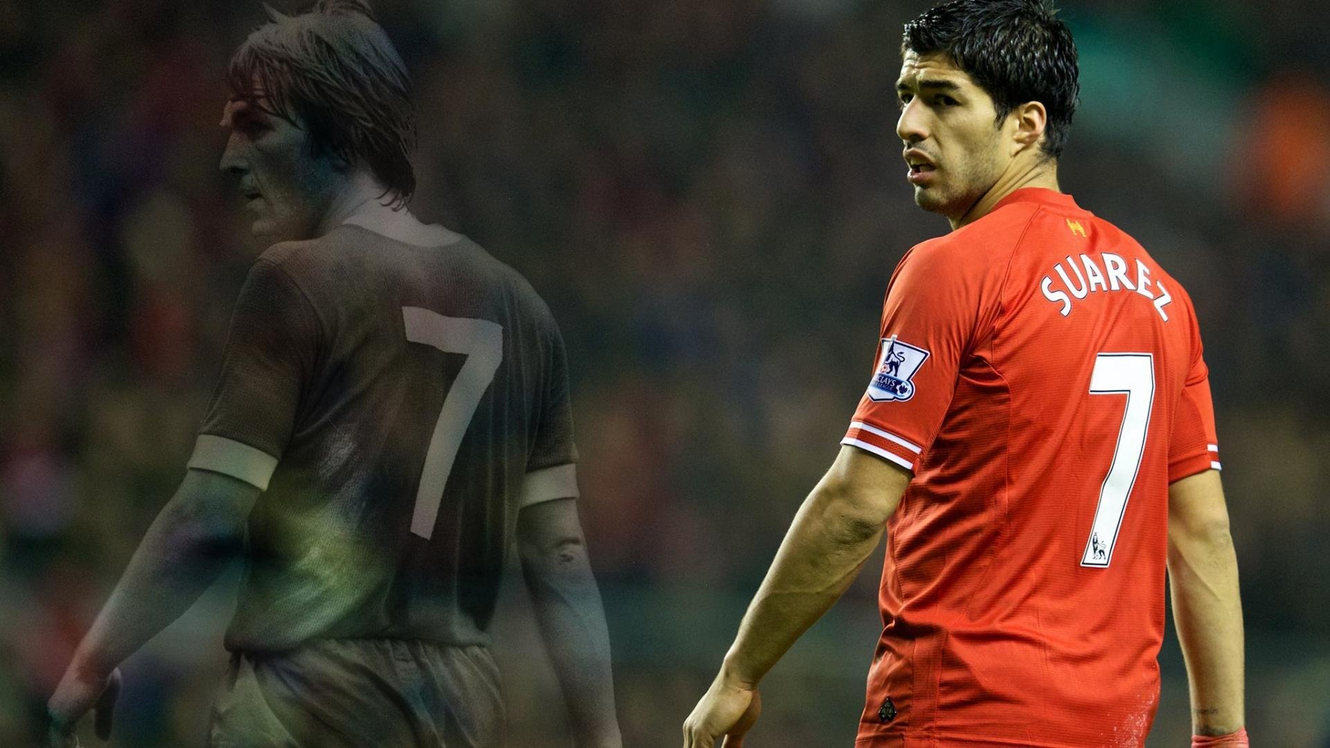 开云体育网址-瞩目明星对决：梅西与C朗的焦点相遇，梅西配合  第1张