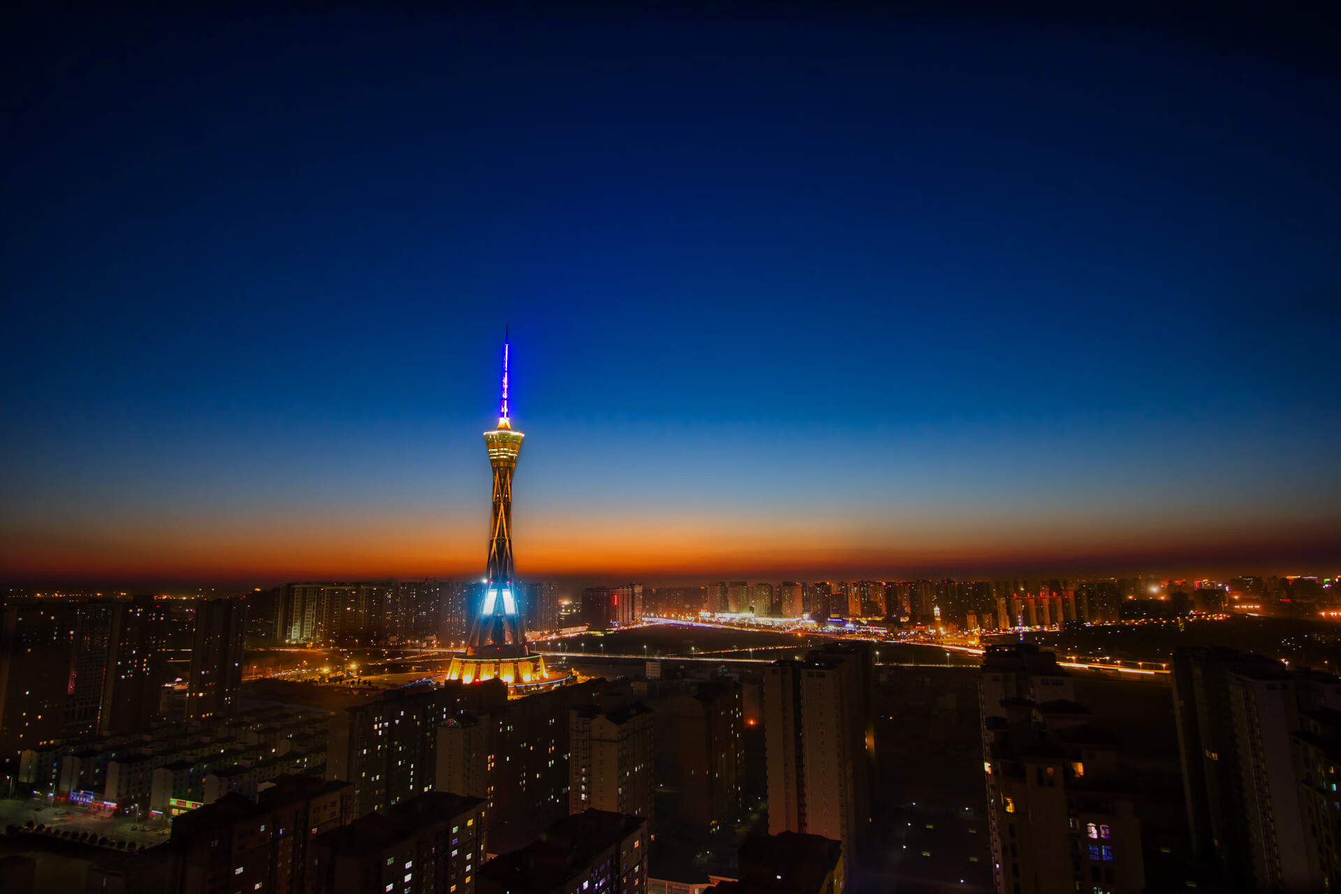 开云官方网-职业联赛推动教练公开课机制打造专业分享平台，竞赛教练培训